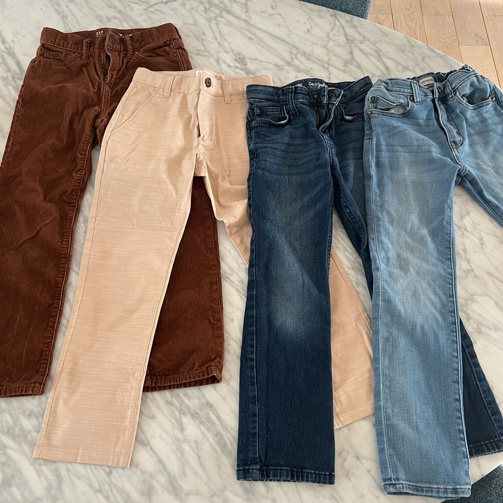 Bundle of 4 pants, Boys pants size 7
